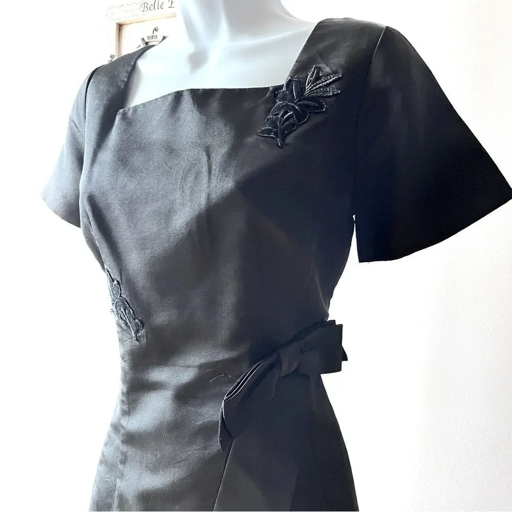 1960s Vintage Petty Hite Black Cocktail Midi Short Sleeve Appliqué Dress - Picture 4 of 13